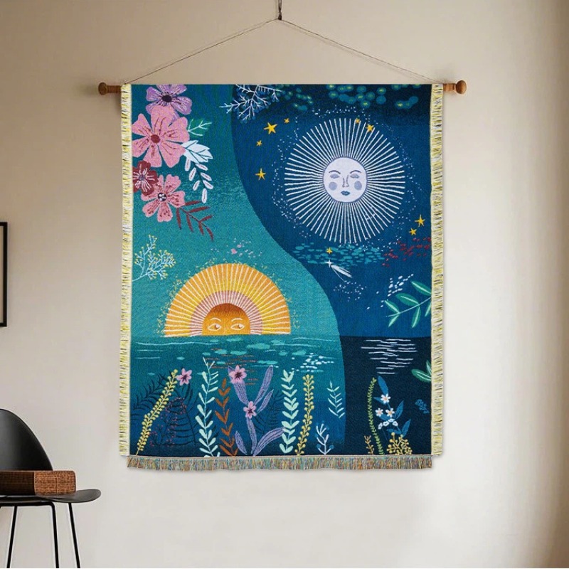 Boho Throw Blanket Fringe - سجادة جدارية منسوجة بتصميم الشمس والقمر،