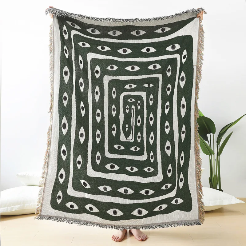 بطانية جاكار بتصميم العين الشر - مراجعة Boho Throw Blanket Fringe وسعره